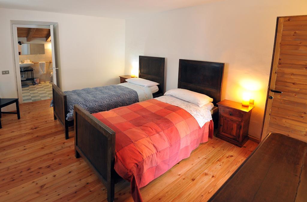 Pasturo B&B Rocca Di Bajedo الغرفة الصورة