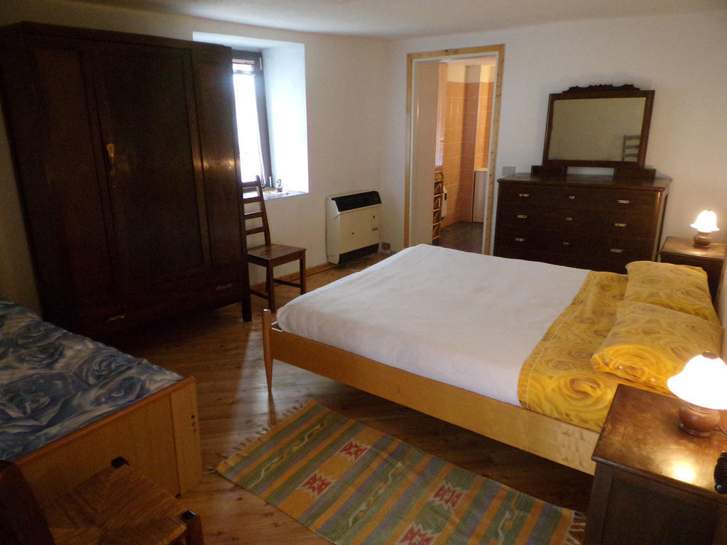 Pasturo B&B Rocca Di Bajedo الغرفة الصورة